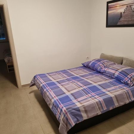 Apartאיזולה מראה חיצוני תמונה