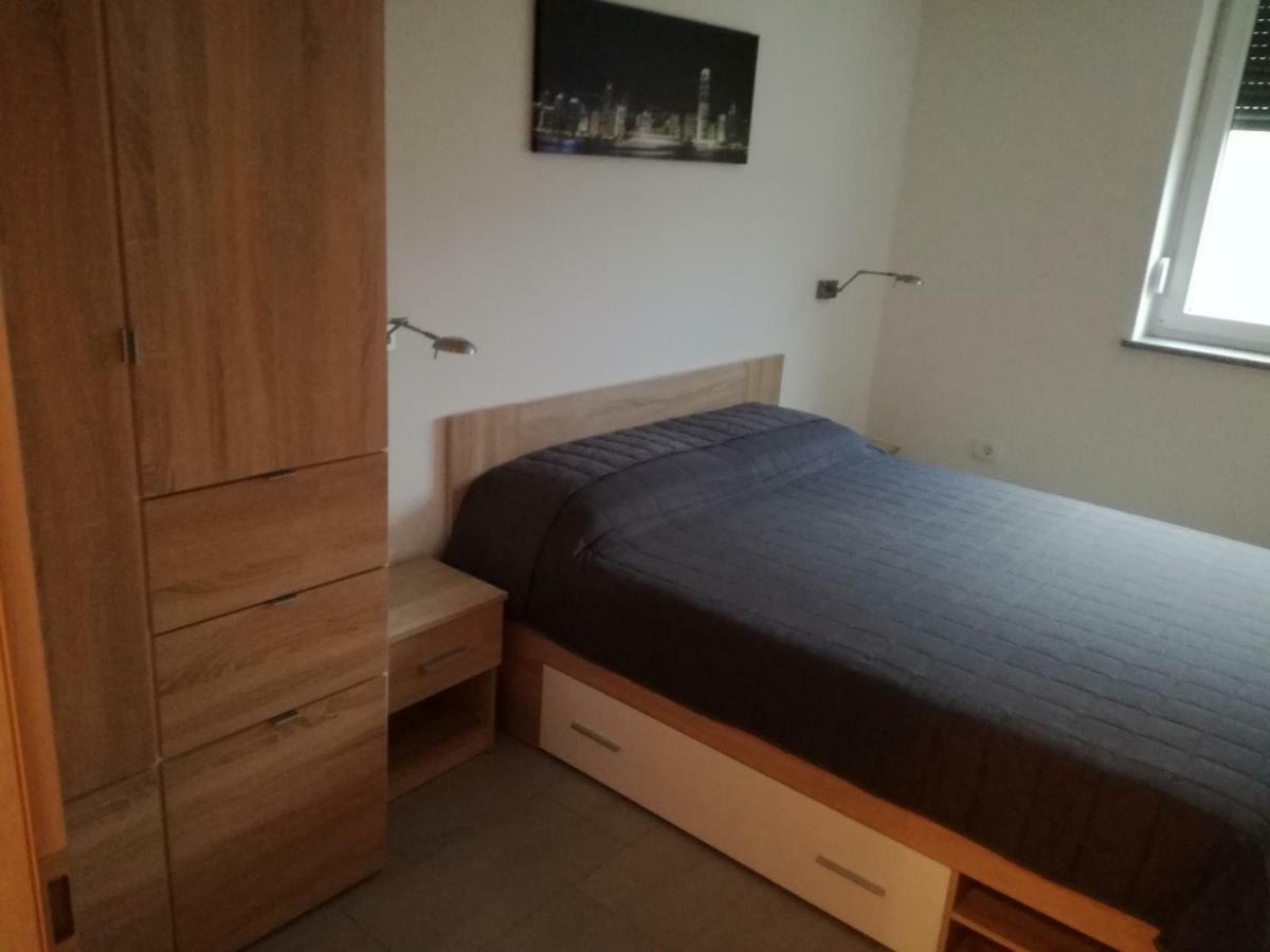 Apartאיזולה מראה חיצוני תמונה
